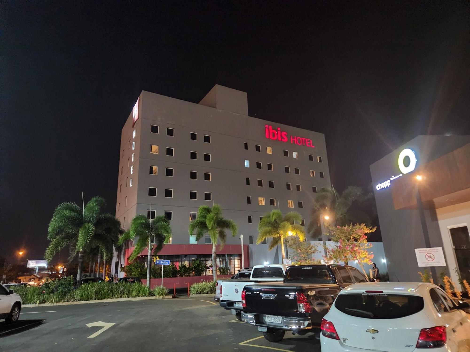 Hotel Ibis Jataí Zewnętrze zdjęcie